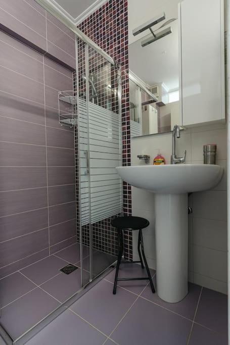Sea View Apartment "Elise" Loutráki Exteriér fotografie